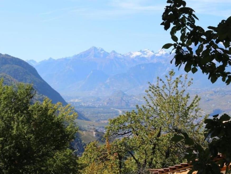 Chalet Tzarbonire Chalais Esterno foto